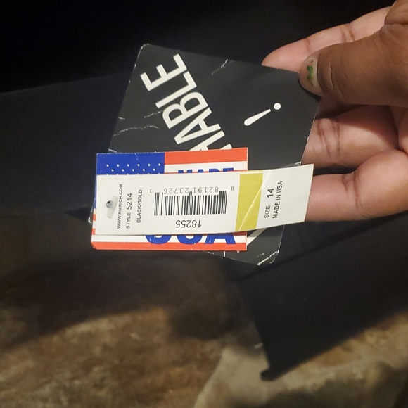 R and M Richard's - Picture 4 of 4